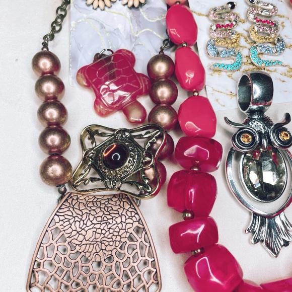 713. Orange Brick Road 7 Piece Lot - Picture 6 of 6